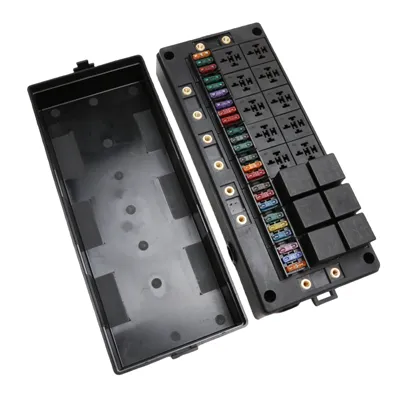 Аутомобилска Ца релејна кутија са осигурачима са 24 слота